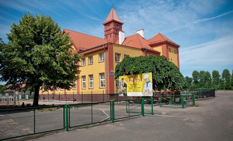 Pensjonat Neustettin Exterior foto